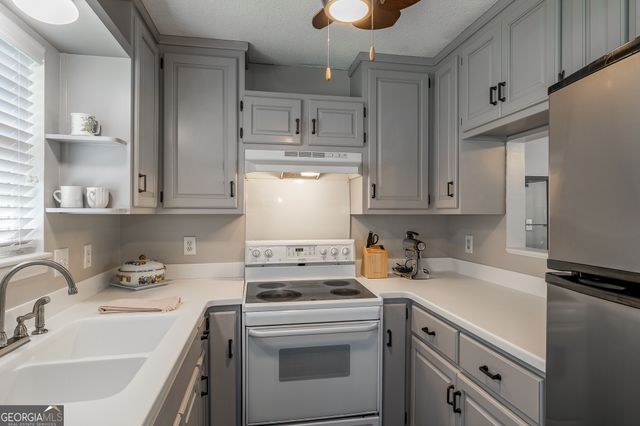 255 Pine Valley Drive, Athens, GA 30606