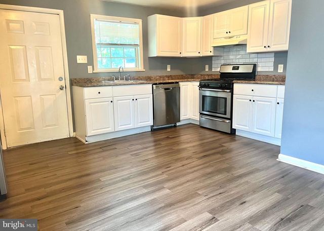 140 E FEDERAL ST, Burlington, NJ 08016