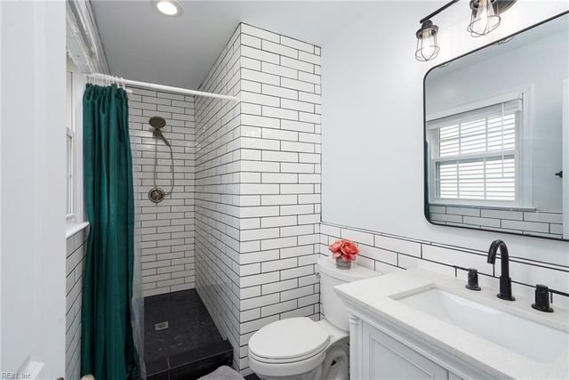 1964 Nettle ST, Virginia Beach, VA 23453