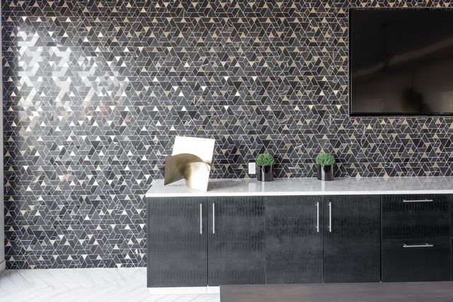 595 S 60th Street 402, West Des Moines, IA 50266