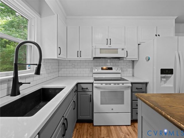 13601 Cradle Hill Rd, Midlothian, VA 23112