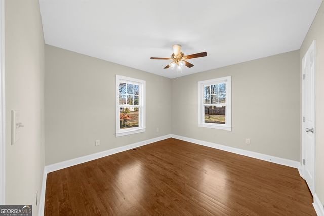 932 Sharon Circle SE, Smyrna, GA 30080