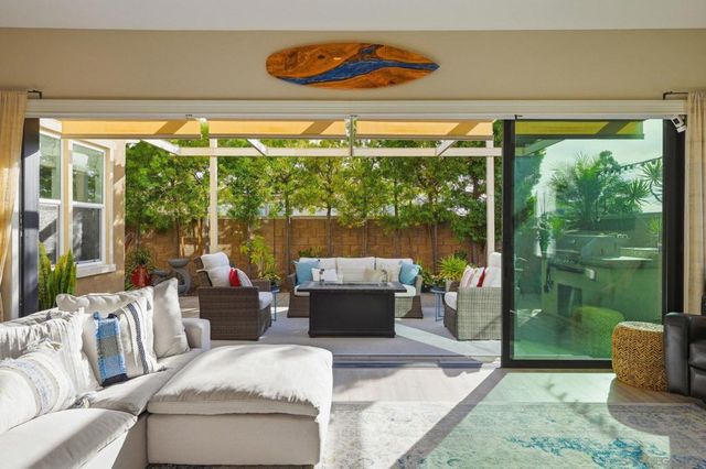 4825 Portola Ct, Carlsbad, CA 92010