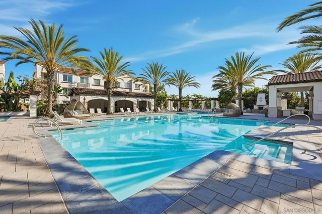 4825 Portola Ct, Carlsbad, CA 92010