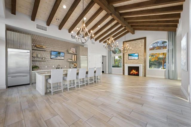 4825 Portola Ct, Carlsbad, CA 92010