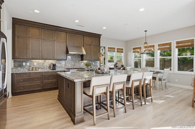 4825 Portola Ct, Carlsbad, CA 92010