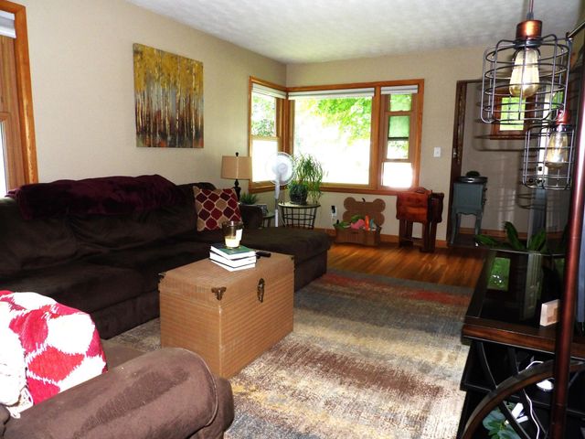1016 13th Avenue NW, Rochester, MN 55901
