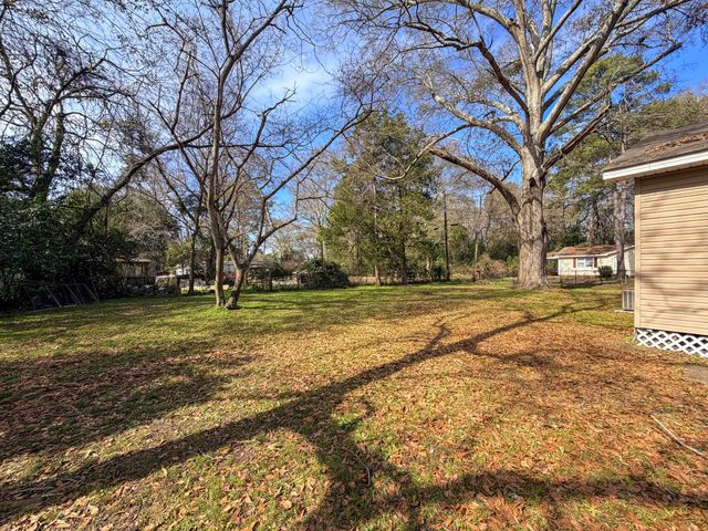 119 E 1st Ave., Petal, MS 39465