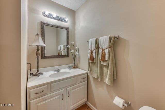 350 Poplar Ridge Road, Piney Flats, TN 37686