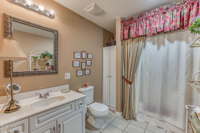 350 Poplar Ridge Road, Piney Flats, TN 37686