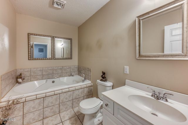 350 Poplar Ridge Road, Piney Flats, TN 37686