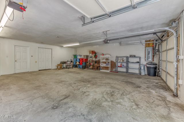 350 Poplar Ridge Road, Piney Flats, TN 37686