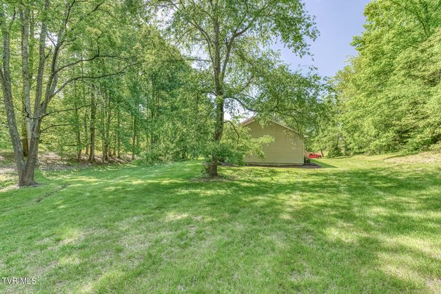 350 Poplar Ridge Road, Piney Flats, TN 37686