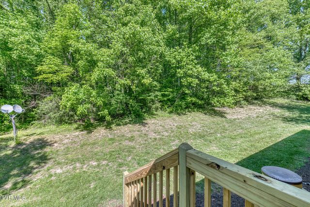 350 Poplar Ridge Road, Piney Flats, TN 37686