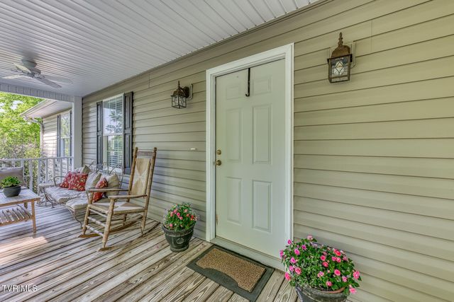 350 Poplar Ridge Road, Piney Flats, TN 37686