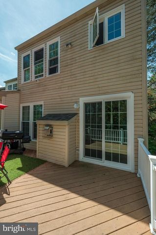 1 COLTS NECK DR, Sicklerville, NJ 08081