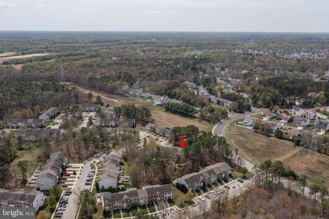 1 COLTS NECK DR, Sicklerville, NJ 08081