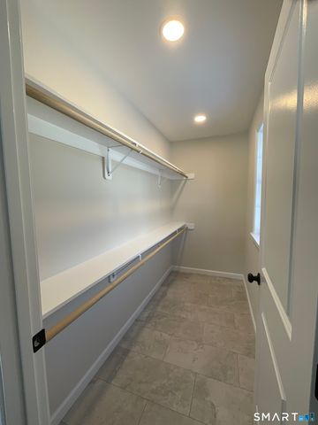 277 Moosup Pond Road, Plainfield, CT 06354