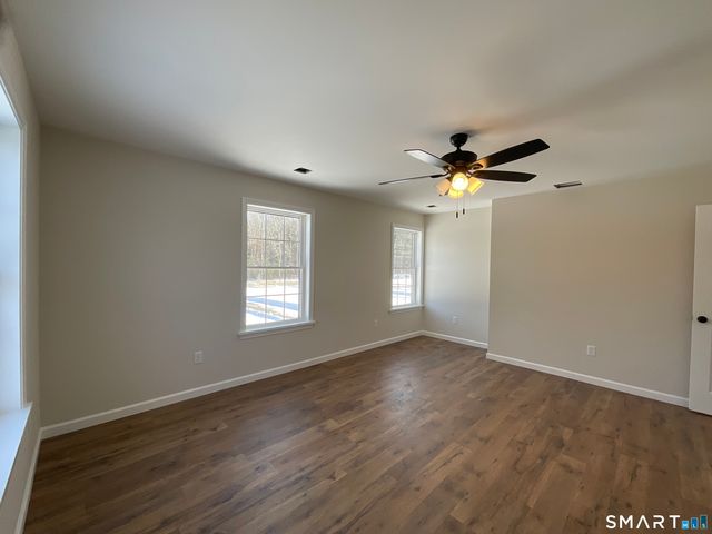 277 Moosup Pond Road, Plainfield, CT 06354