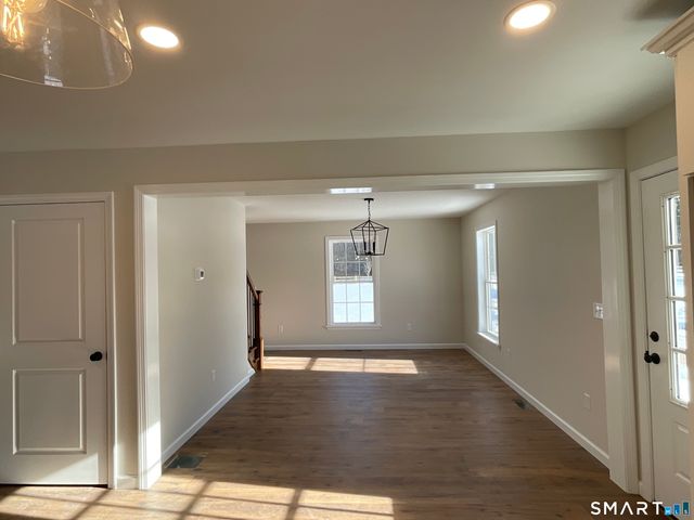 277 Moosup Pond Road, Plainfield, CT 06354