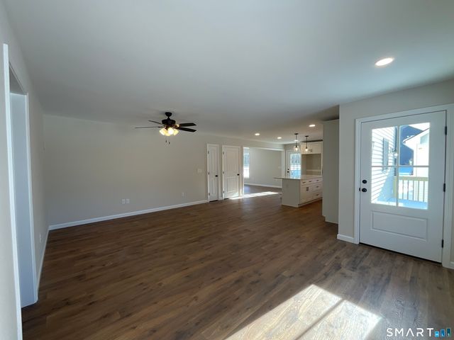 277 Moosup Pond Road, Plainfield, CT 06354