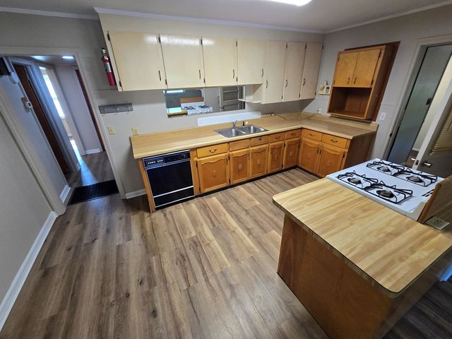 131 Hedstrom, Dothan, AL 36301