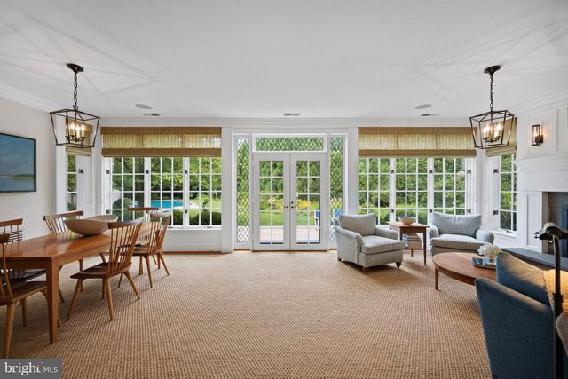 3101 ELLICOTT ST NW, Washington, DC 20008
