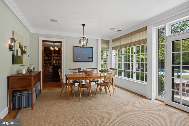 3101 ELLICOTT ST NW, Washington, DC 20008