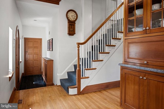 3101 ELLICOTT ST NW, Washington, DC 20008