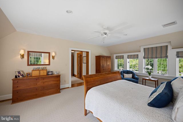 3101 ELLICOTT ST NW, Washington, DC 20008