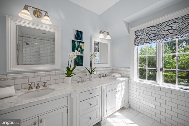 3101 ELLICOTT ST NW, Washington, DC 20008