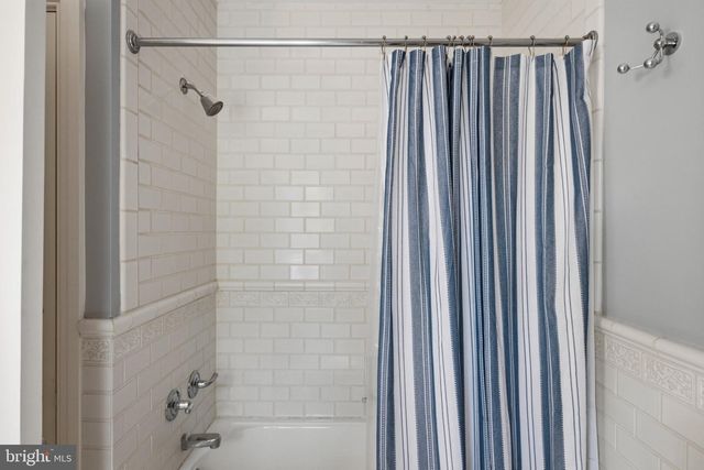 3101 ELLICOTT ST NW, Washington, DC 20008