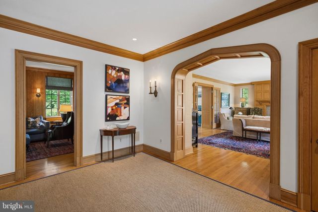 3101 ELLICOTT ST NW, Washington, DC 20008