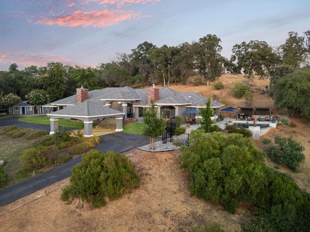 6990 Chili Hill Rd, Newcastle, CA 95658