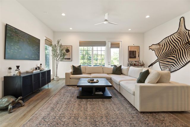 2532 Ohsfeldt Street, Houston, TX 77008