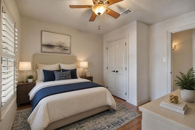 1227 Kiowa Drive W, Lake Kiowa, TX 76240