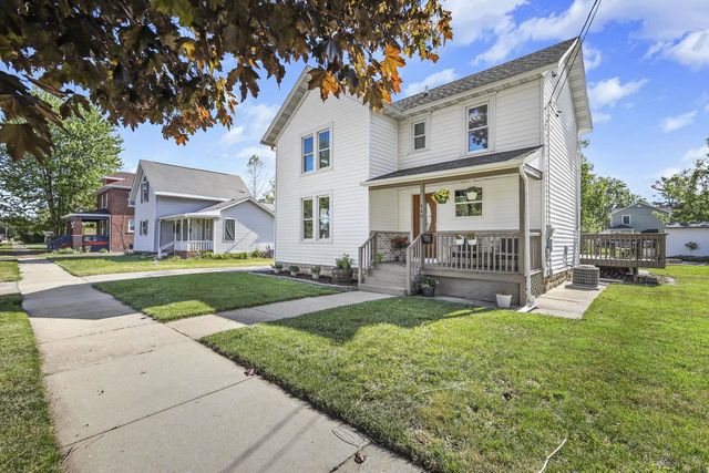 440 N Chatham Street, Janesville, WI 53548