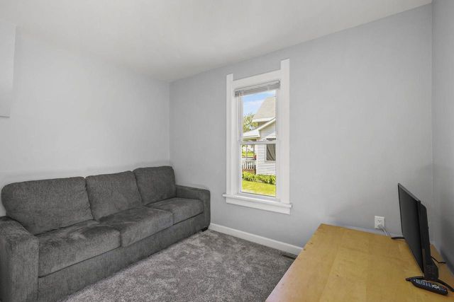 440 N Chatham Street, Janesville, WI 53548