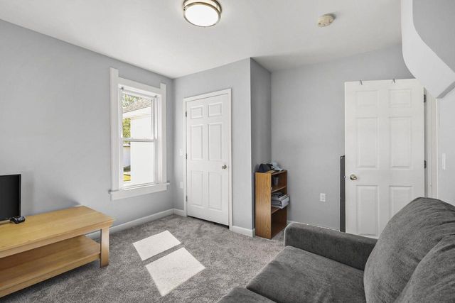 440 N Chatham Street, Janesville, WI 53548