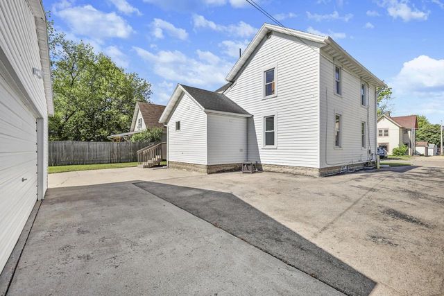 440 N Chatham Street, Janesville, WI 53548
