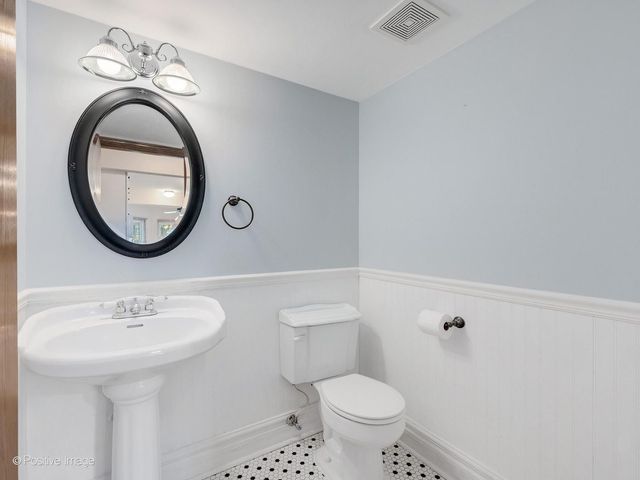 920 Elderberry Circle 104, Naperville, IL 60563
