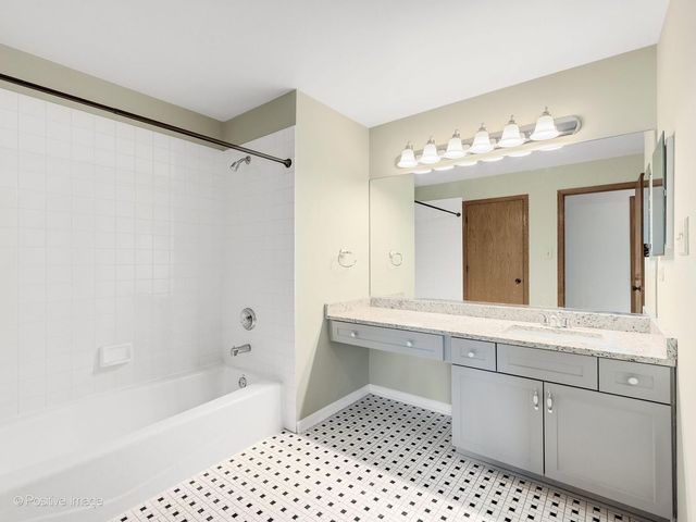 920 Elderberry Circle 104, Naperville, IL 60563
