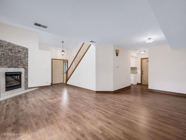 920 Elderberry Circle 104, Naperville, IL 60563