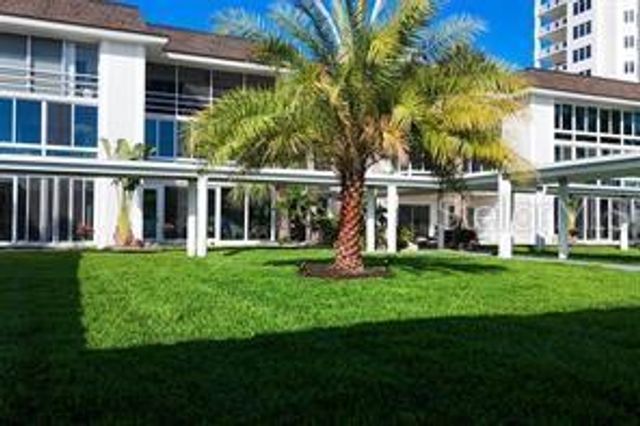 2100 BENJAMIN FRANKLIN DRIVE 201, Sarasota, FL 34236