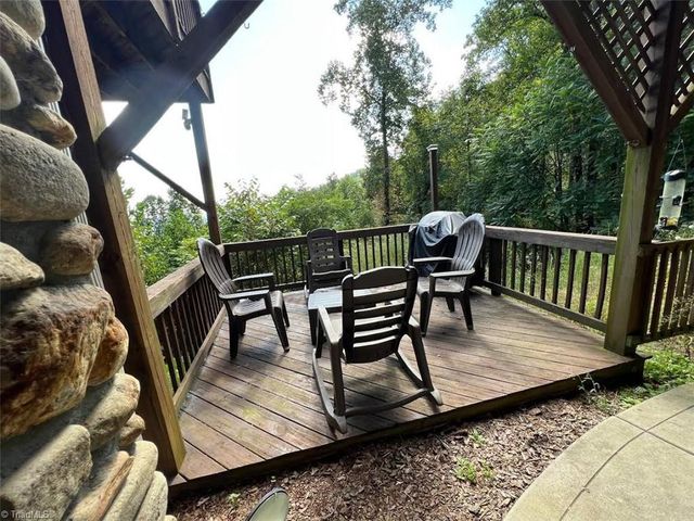 255 Treadway Ridge Road, Moravian Falls, NC 28654