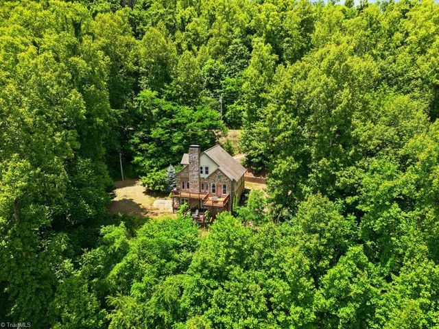 255 Treadway Ridge Road, Moravian Falls, NC 28654