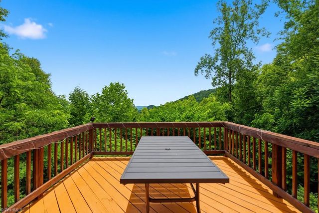 255 Treadway Ridge Road, Moravian Falls, NC 28654
