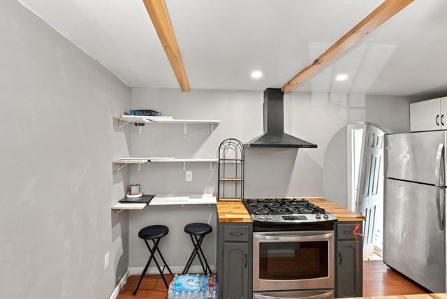 6 ELDRIDGE Street, Concord, NH 03301