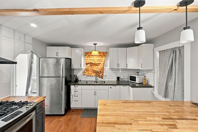 6 ELDRIDGE Street, Concord, NH 03301
