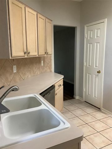18215 Major Glen Circle, Humble, TX 77346